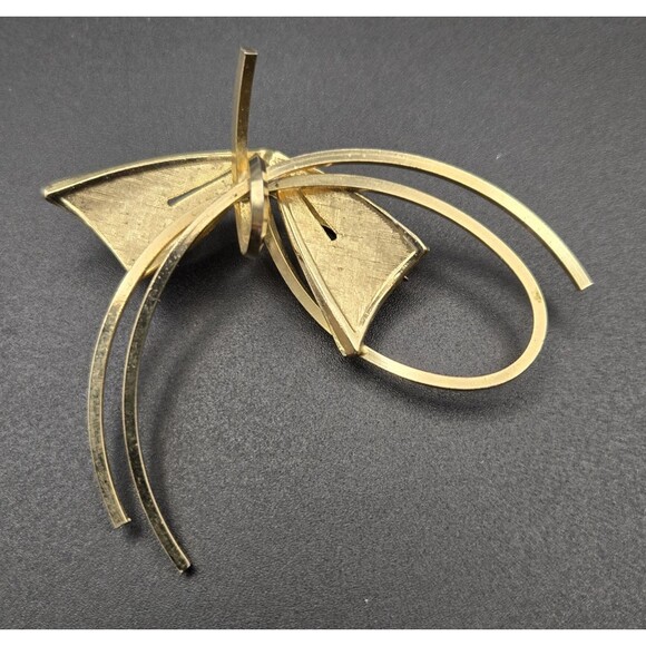 Art Deco Goldtone RIbbon Bow Brooch Pin - Picture 1 of 8